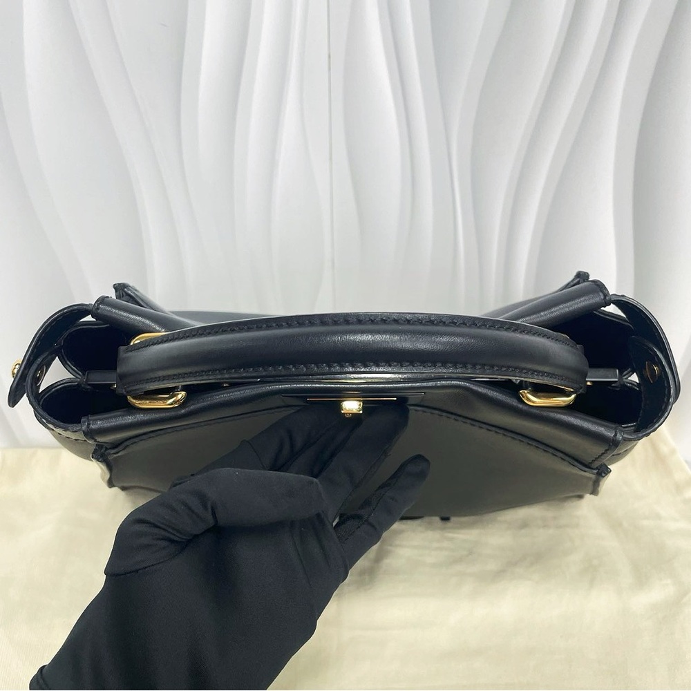 Fendi Black Leather Peekaboo Handbag - Picture 3 of 10